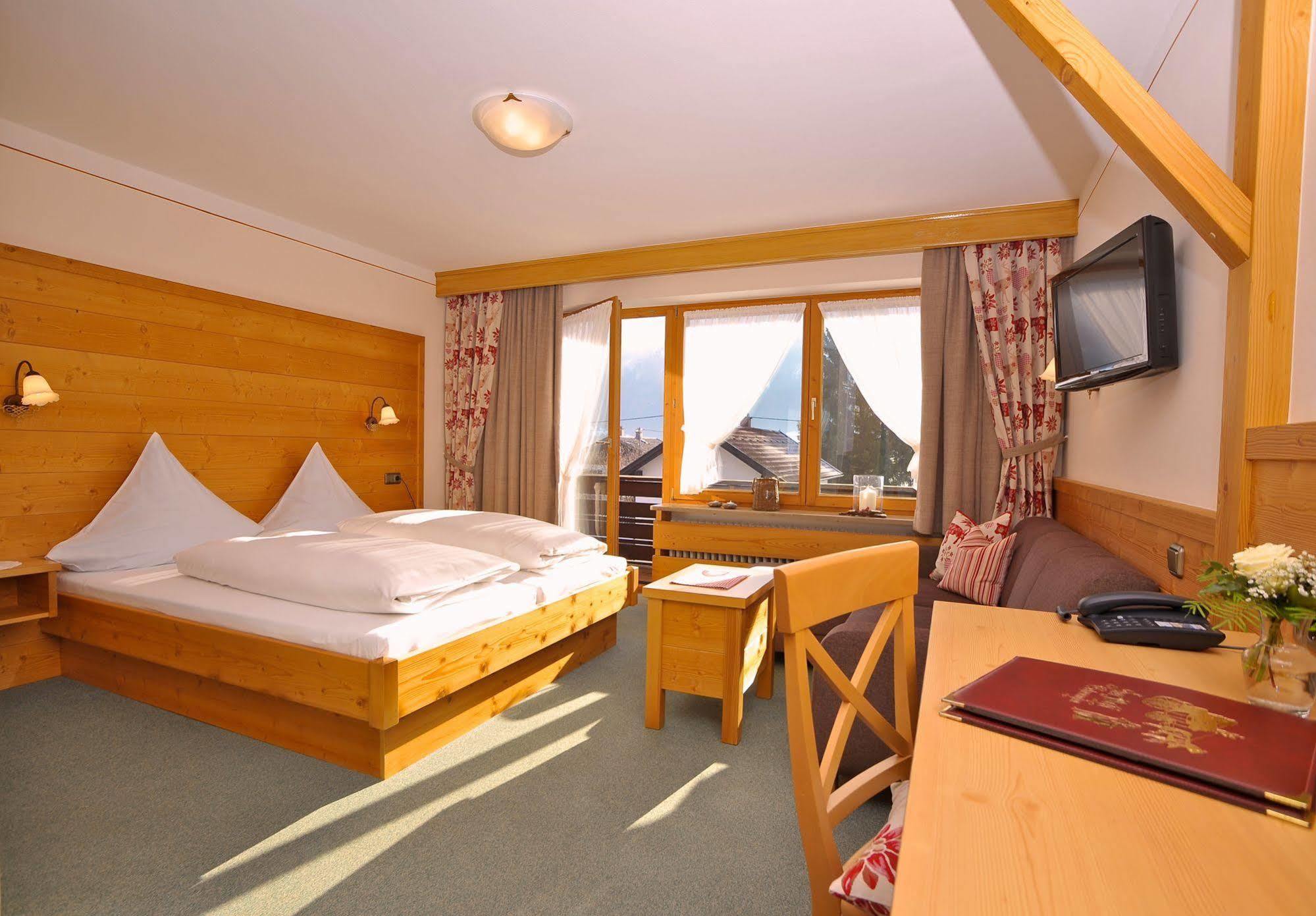 Landgasthof Zur Post Schwangau Kültér fotó