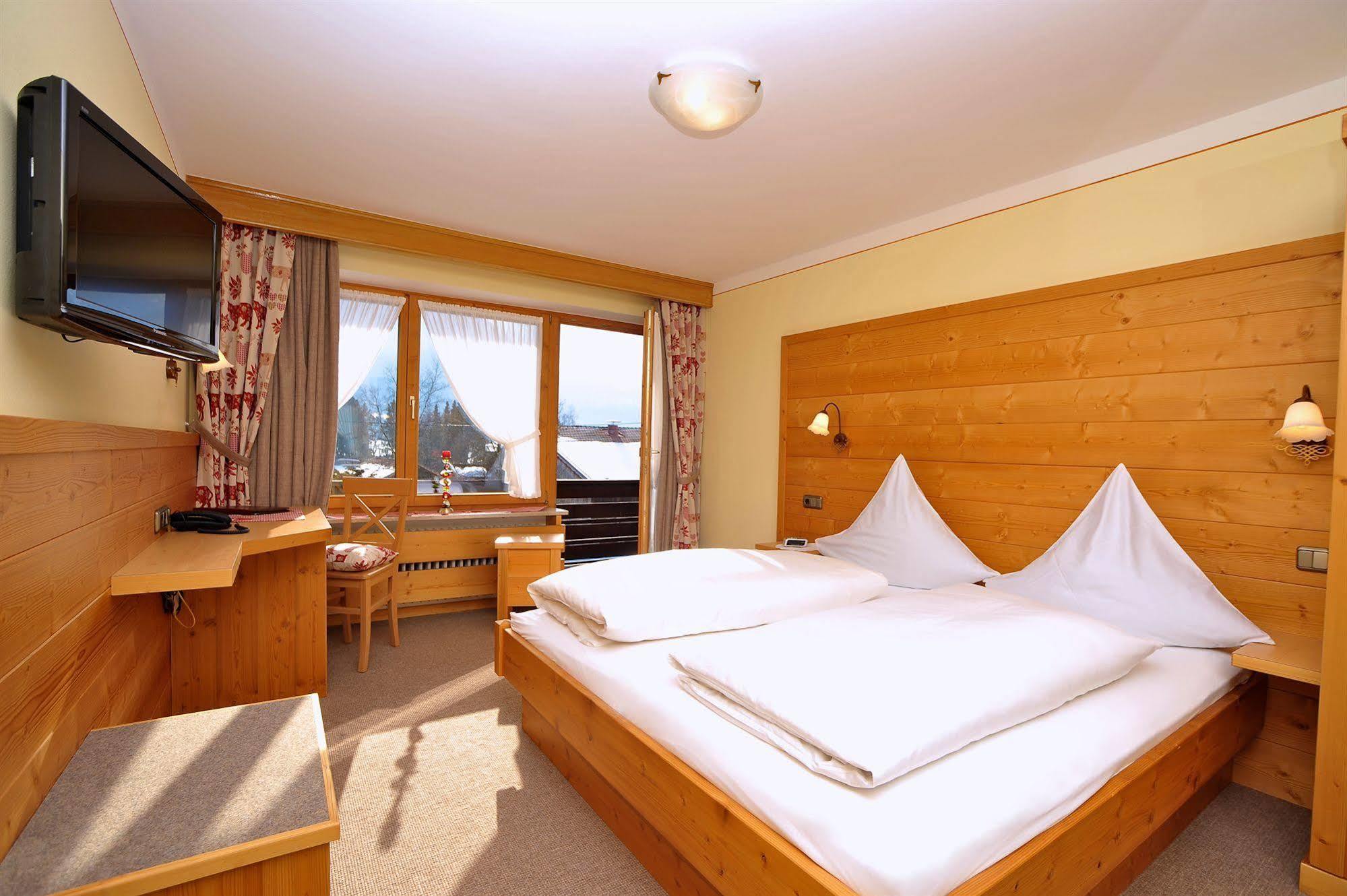 Landgasthof Zur Post Schwangau Kültér fotó